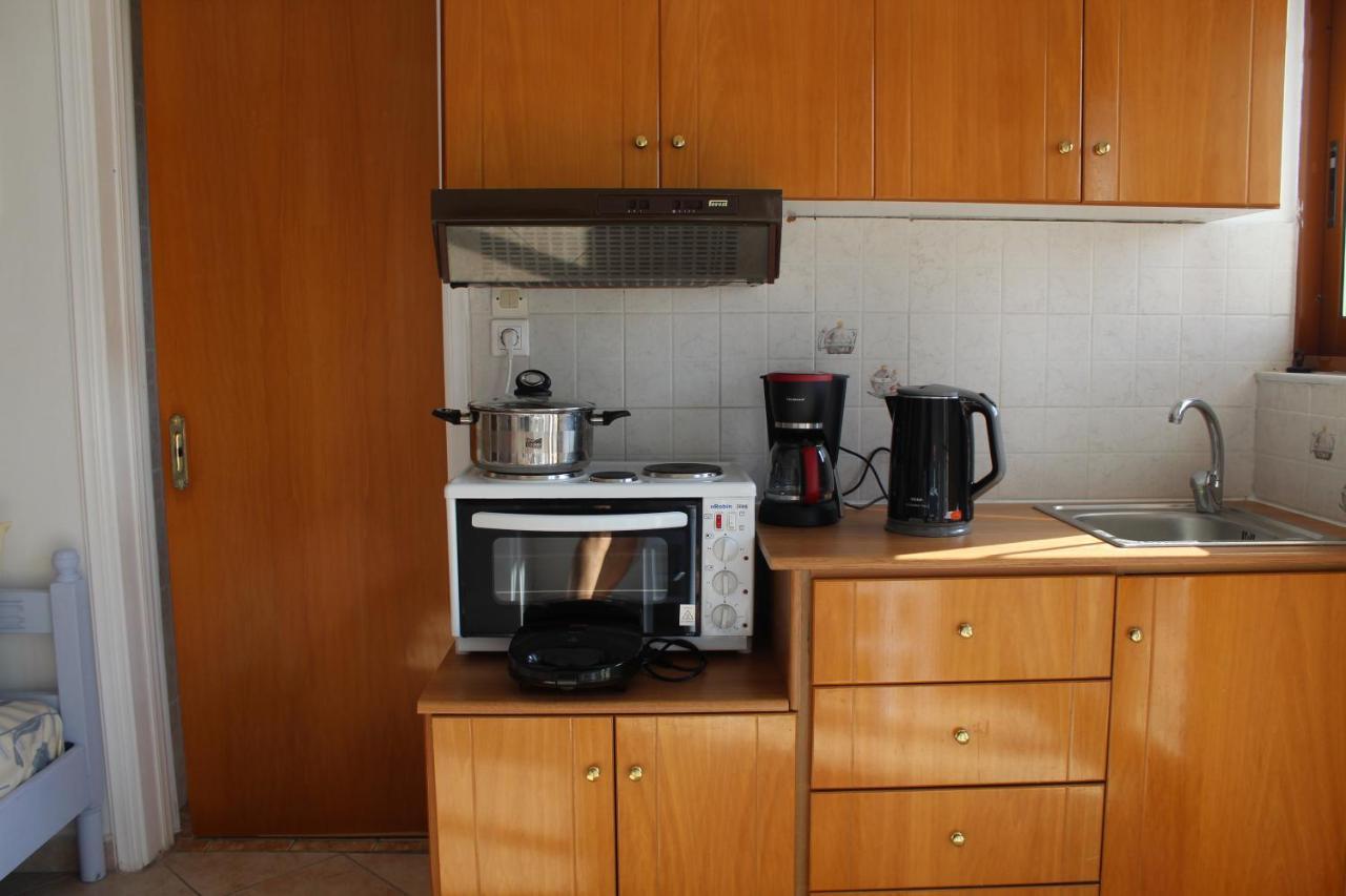 Vakis Apartments 2 Romanon Экстерьер фото